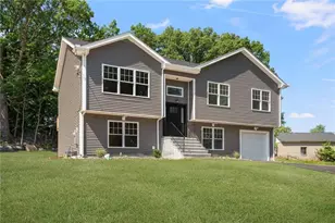 18 Pleasant View Ave, Johnston, RI 02919 - Photo 9