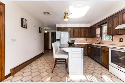 105 Walnut Street, Johnston, RI 02919 - Photo 9