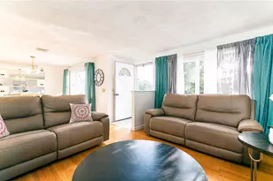 105 Walnut St, Johnston, RI 02919 - Photo 3