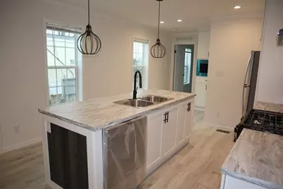 1346 Newport Avenue, Attleboro, MA 02703 - Photo 5