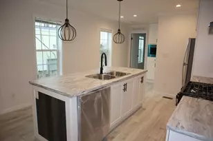 1346 Newport Ave, Attleboro, MA 02703 - Photo 5