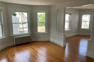 32 Sisson St, Pawtucket, RI 02860 - Photo 21