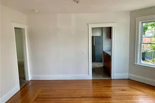 32 Sisson St, Pawtucket, RI 02860 - Photo 15