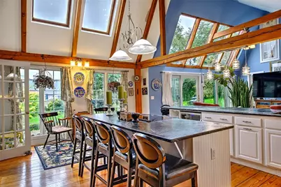 75 Macomber Lane, Portsmouth, RI 02871 - Photo 5