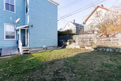 11 Newport Avenue #2, Newport, RI 02840 - Photo 23