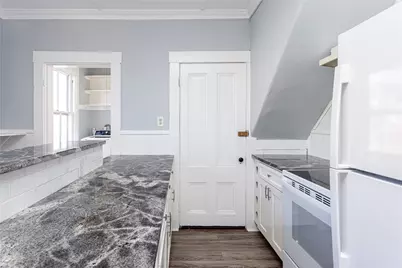 11 Newport Avenue #2, Newport, RI 02840 - Photo 15