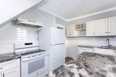 11 Newport Avenue #2, Newport, RI 02840 - Photo 17