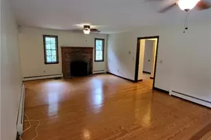 213 Narrow Ln, North Kingstown, RI 02852 - Photo 3