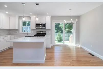 81 Cadora Avenue, Warwick, RI 02886 - Photo 5