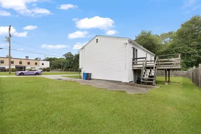 16 Dresden Street, Cranston, RI 02910 - Photo 23
