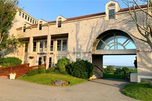 65 Ridge Rd, Newport, RI 02840 - Photo 1