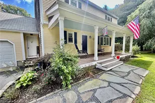 49 Captains Cir, Tiverton, RI 02878 - Photo 9