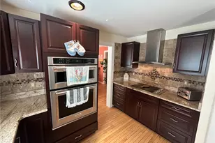 49 Captains Cir, Tiverton, RI 02878 - Photo 25