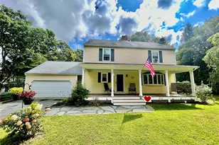 49 Captains Cir, Tiverton, RI 02878 - Photo 1