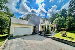 49 Captains Cir, Tiverton, RI 02878 - Photo 5