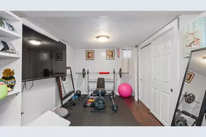 250 Benefit Street, Pawtucket, RI 02861 - Photo 23