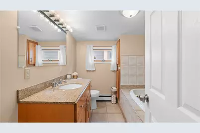 250 Benefit Street, Pawtucket, RI 02861 - Photo 15