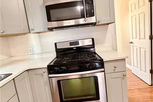 664 Plainfield St, Providence, RI 02909 - Photo 9