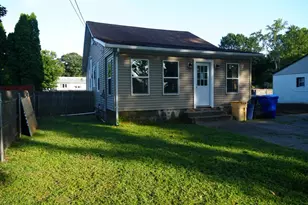 9 Vineland Ave, East Providence, RI 02916 - Photo 1