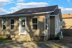 9 Vineland Ave, East Providence, RI 02916 - Photo 21