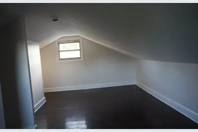 9 Vineland Avenue, East Providence, RI 02916 - Photo 9