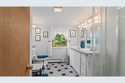 132 Davis Avenue, Cranston, RI 02910 - Photo 27