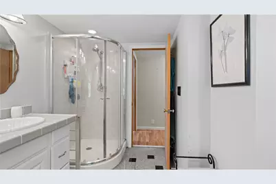 132 Davis Avenue, Cranston, RI 02910 - Photo 29