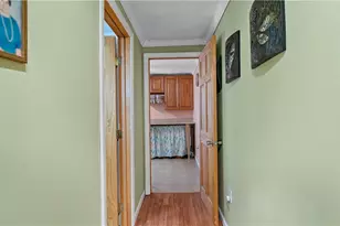 132 Davis Ave, Cranston, RI 02910 - Photo 7