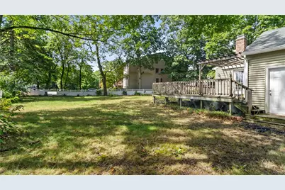 132 Davis Avenue, Cranston, RI 02910 - Photo 35