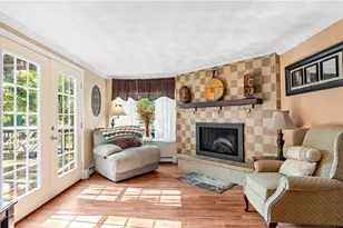 132 Davis Ave, Cranston, RI 02910 - Photo 19