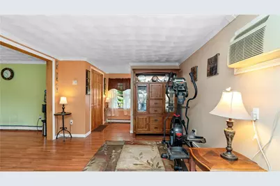 132 Davis Avenue, Cranston, RI 02910 - Photo 21
