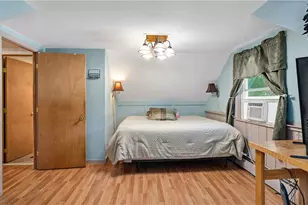 132 Davis Ave, Cranston, RI 02910 - Photo 25