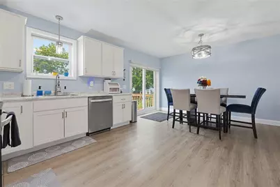 96 Carter Avenue, Pawtucket, RI 02861 - Photo 11