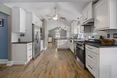 50 Countryside Drive, Cranston, RI 02921 - Photo 7