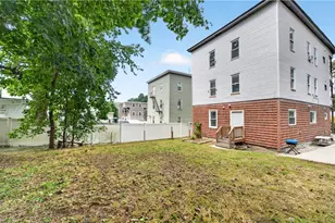 37 Ross St, Woonsocket, RI 02895 - Photo 35