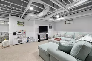 30 Vine St, East Greenwich, RI 02818 - Photo 35