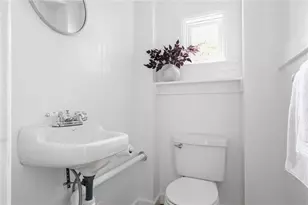 19 Third St, Newport, RI 02840 - Photo 11