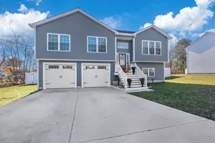 162 Bertenshaw Rd, Woonsocket, RI 02895 - Photo 1