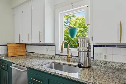 24 Russell Avenue, Newport, RI 02840 - Photo 21