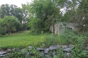 5 Pine Hill Rd, Johnston, RI 02919 - Photo 17