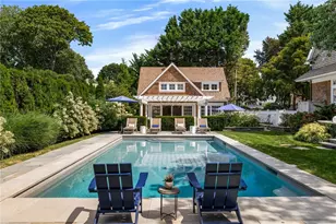 100 Longfellow Rd, Jamestown, RI 02835 - Photo 9