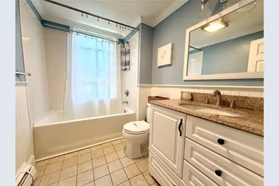 13 Holland Street #1, Newport, RI 02840 - Photo 17