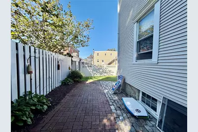 13 Holland Street #1, Newport, RI 02840 - Photo 23
