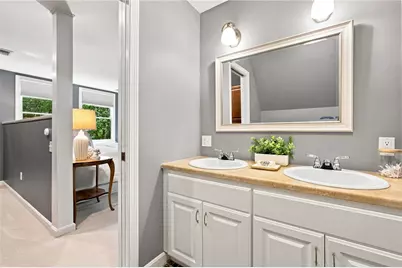 4 Woodhaven Road, Barrington, RI 02806 - Photo 21