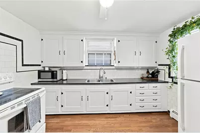24 Borden Avenue, Johnston, RI 02919 - Photo 11