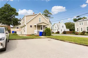 141 Stanton Ave, East Providence, RI 02915 - Photo 15