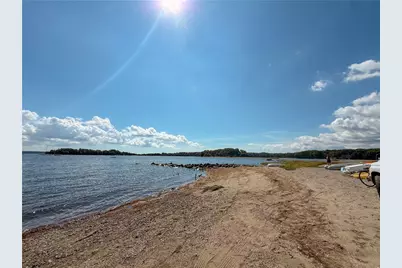 29 Congdon Avenue, North Kingstown, RI 02852 - Photo 17