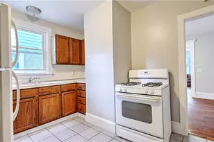 8 Cole Ave, Providence, RI 02906 - Photo 41