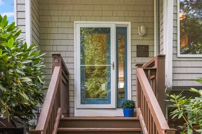 325 North Lane, Bristol, RI 02809 - Photo 3