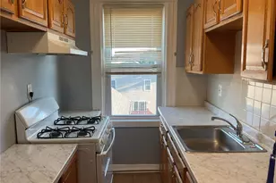 40 Laban St, Providence, RI 02909 - Photo 3